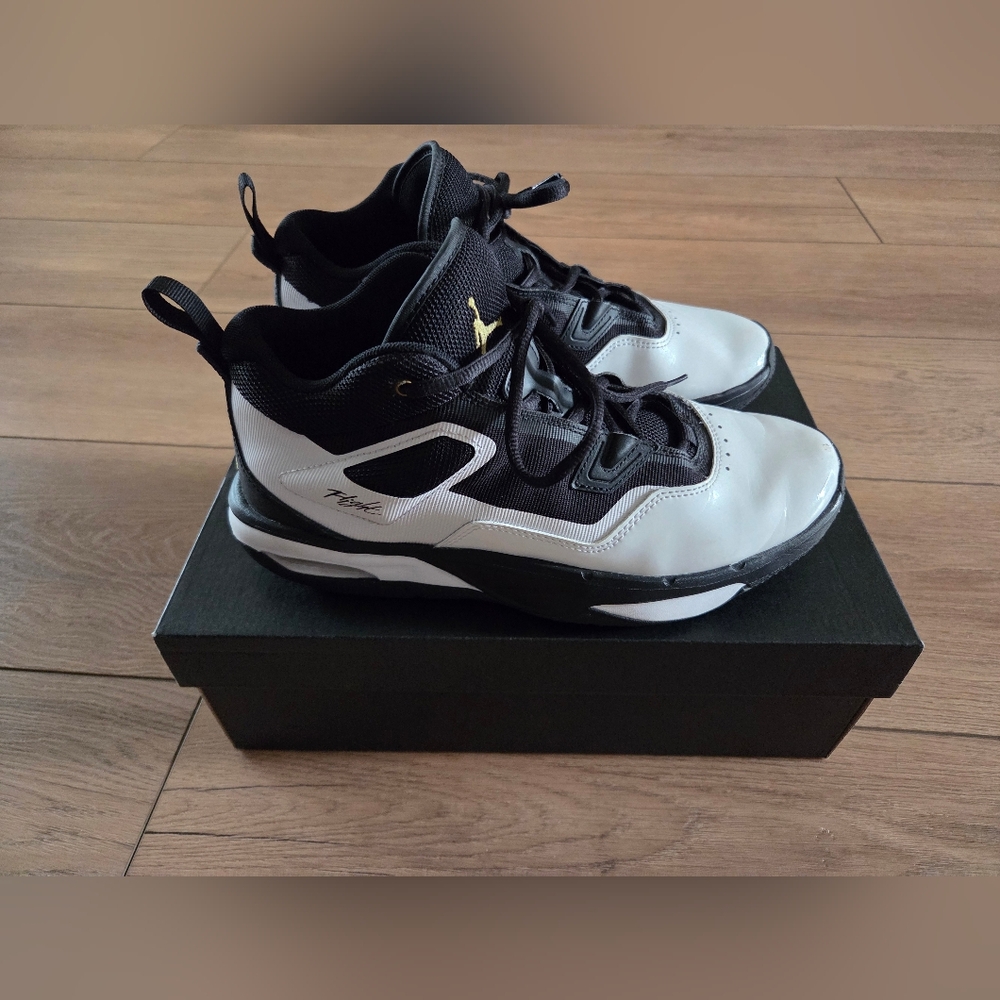 Jordan Stay Loyal 3 Black Metalic Gold White Athletic Men's Basketball Shoes